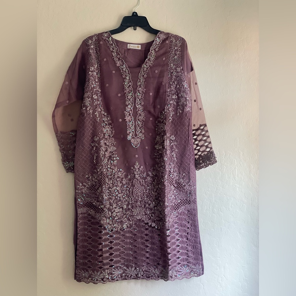Embroidered organza Pakistani dress 40